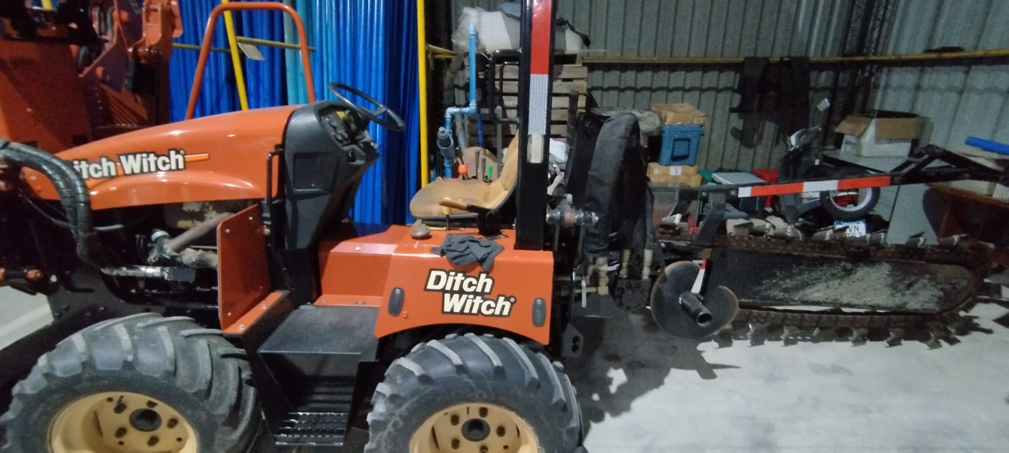 Zanjadora Ditch Witch RT40
